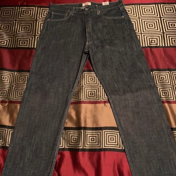 Levi 501 Jeans - Picture 2 of 3